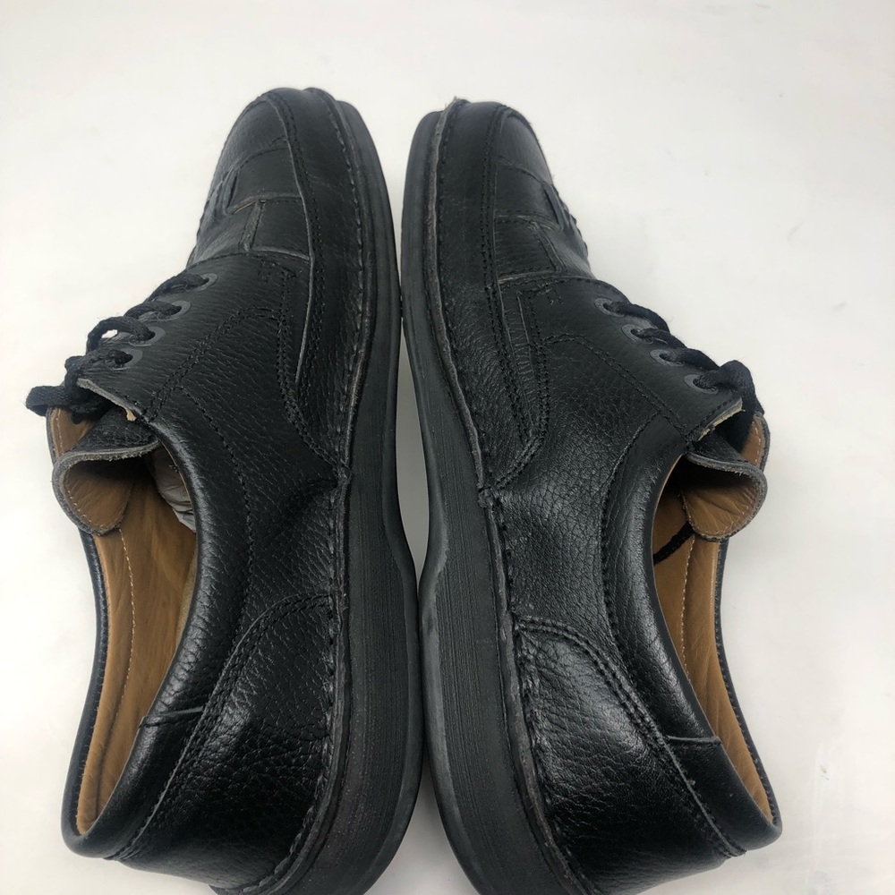 Classic Black Leather Women's Shoes - Picture 7 of 11